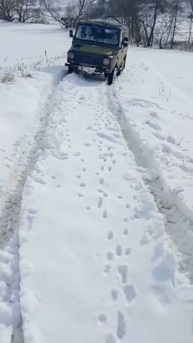 Продаж Автомобія