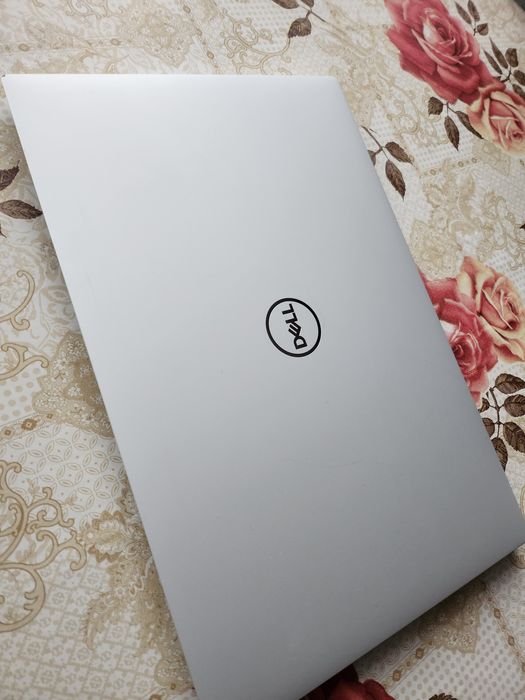 Dell xps 15 9510 Artctic White!!