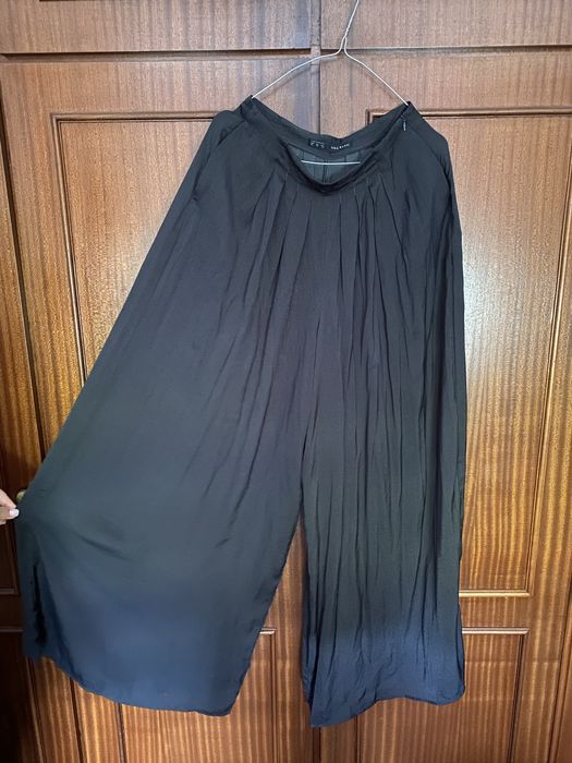 Pants Skirt in Excellent Condition