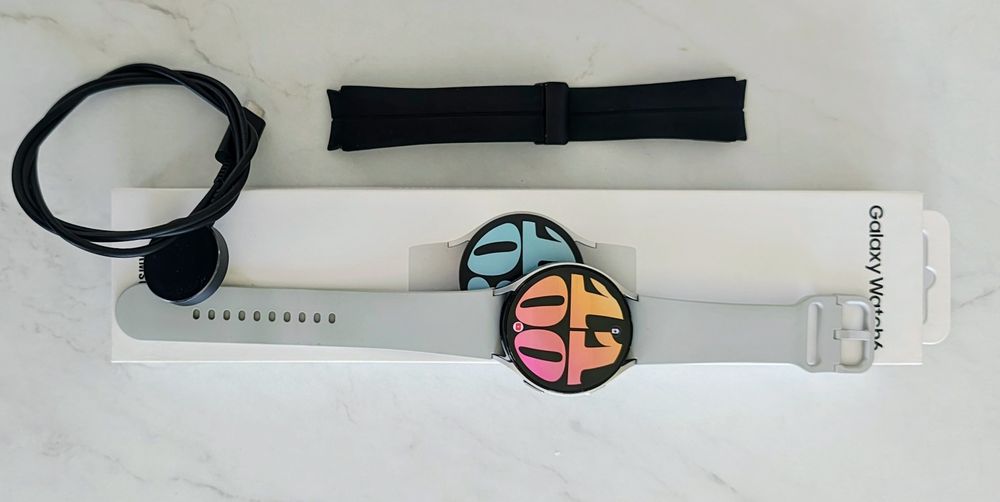 Samsung Galaxy Watch 6 44mm  srebrny