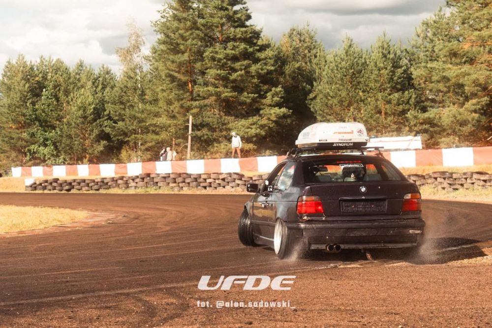 Bmw 323 ti drift spec