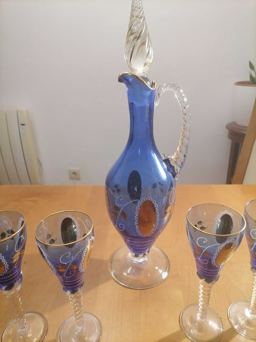 Licoreira com 5 cálices