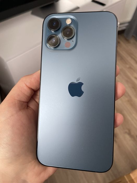 Продам iPhone 12Pro Max 128
