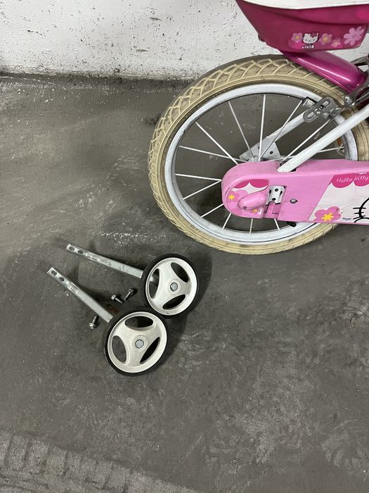 Bicicleta hello kitty criança