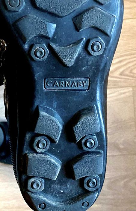 Стильні шкіряні черевики Carnaby London Power (р. 40) — Лак / Броги