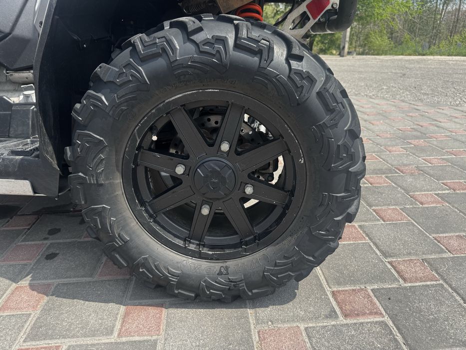 Квадроцикл Polaris