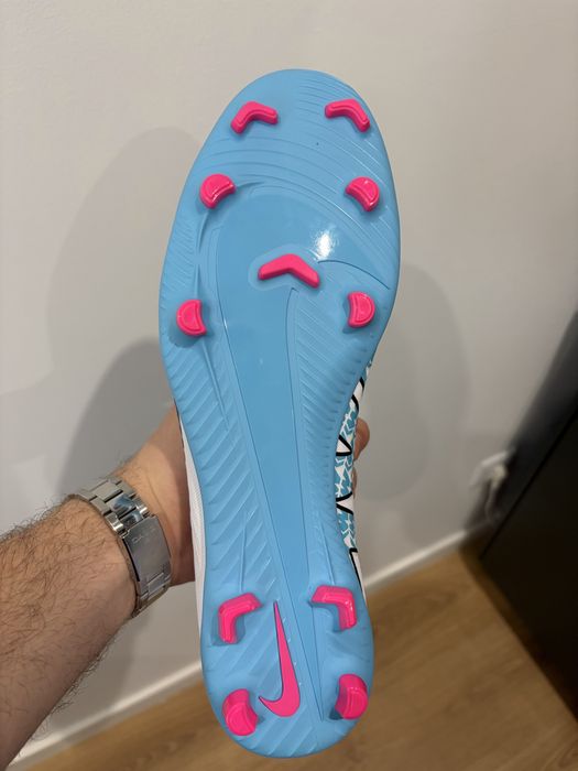 Chuteira Mercurial SuperFly 9 Club FG/MG