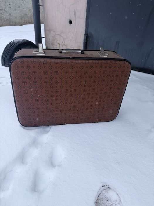 Чемодан советский