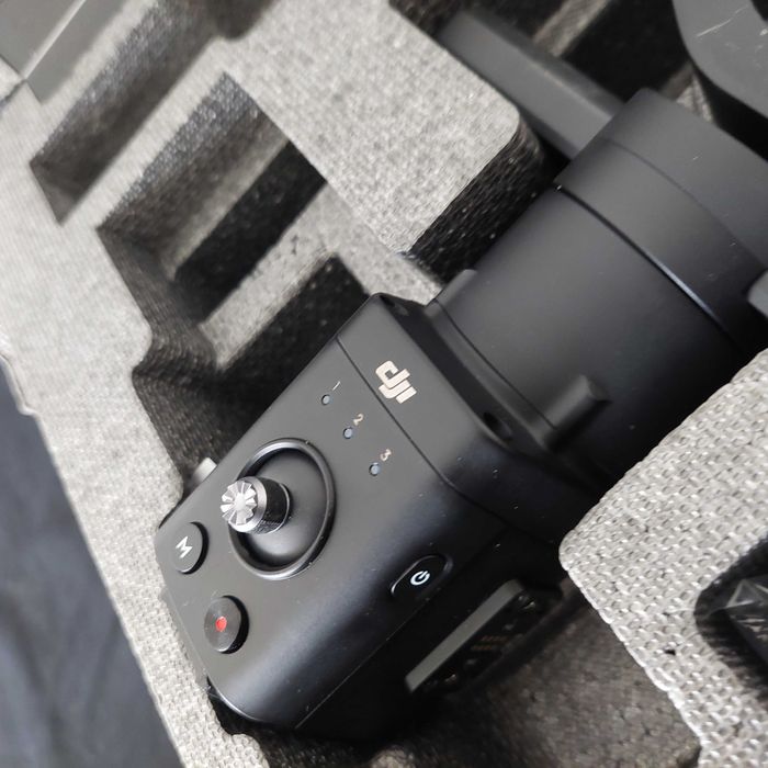 DJI Ronin S - Essentials Kit (Like New)64551387856259122