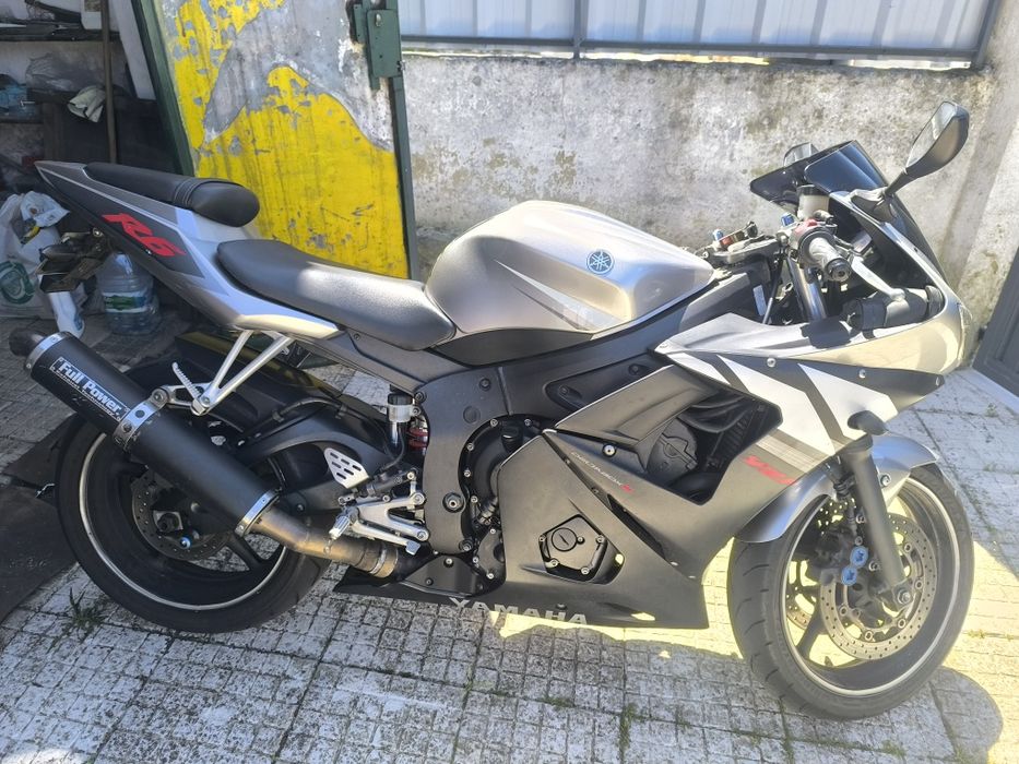 Yamaha R6 2004 cinza