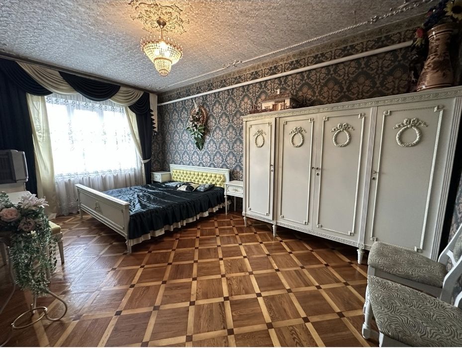 Гарний будинок в селі Кожухівка