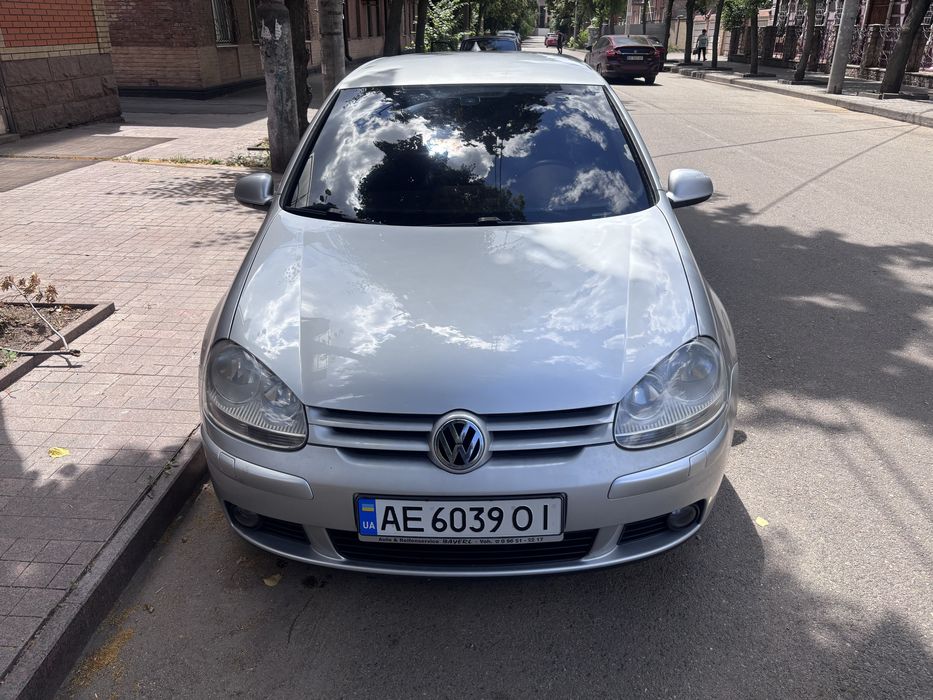 Volkswagen golf 5 1.6 mpi