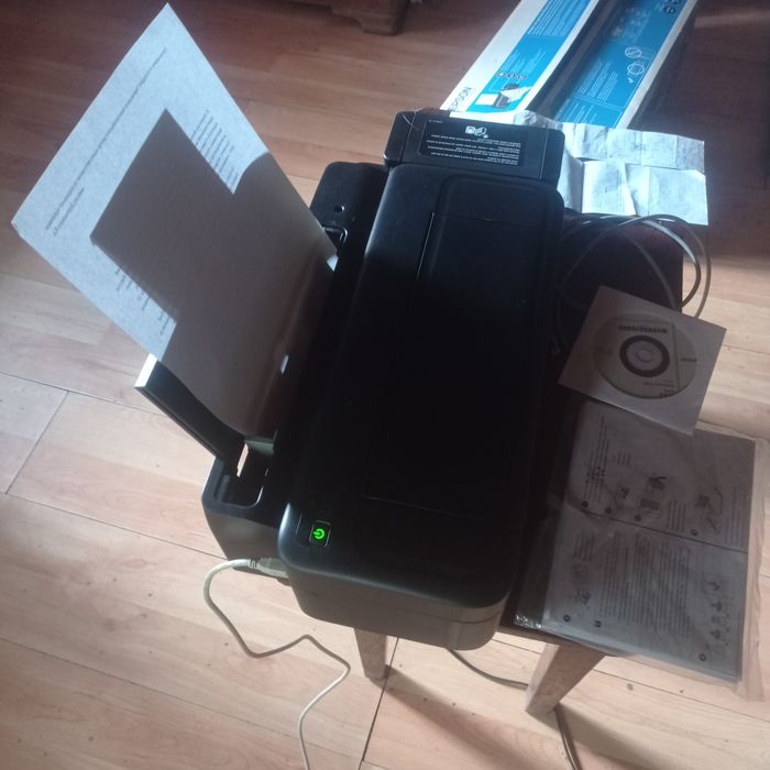 Принтер Epson L132 Model B521D Состояние почти новый, открытой коробки.
