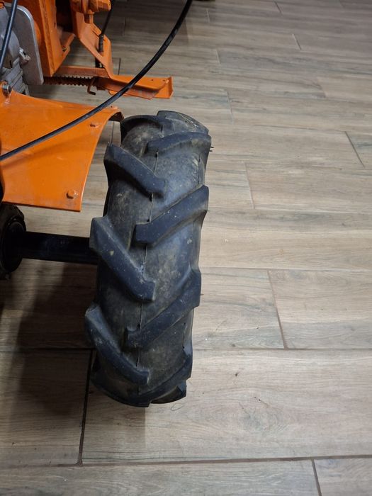 Motocultivador Lombardini com Reboque (usado) Excelente Estado