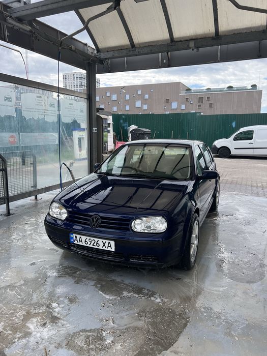 Продам Volkswagen Golf 4