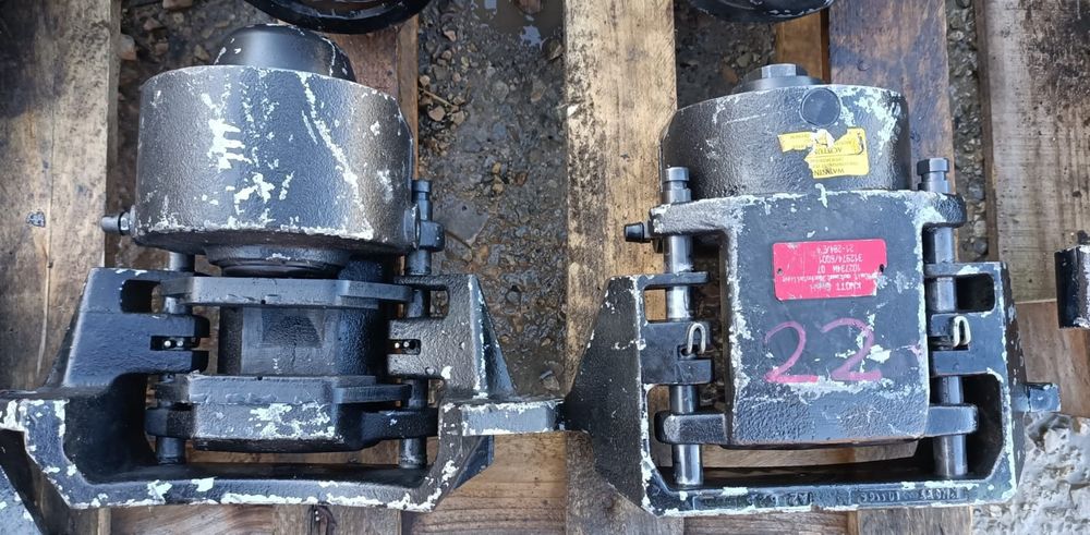 Zacisk hamulcowy koparka,traktor