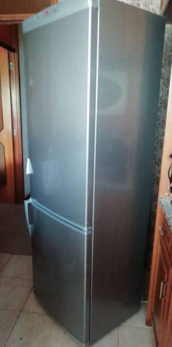 Frigorífico Combinado Hoover HCN 3874  classe A  No Frost