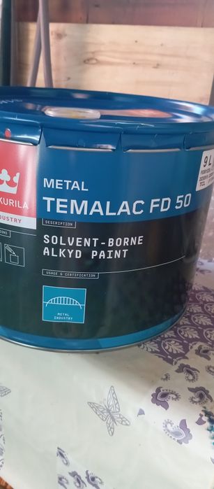 Farba do metalu żółta