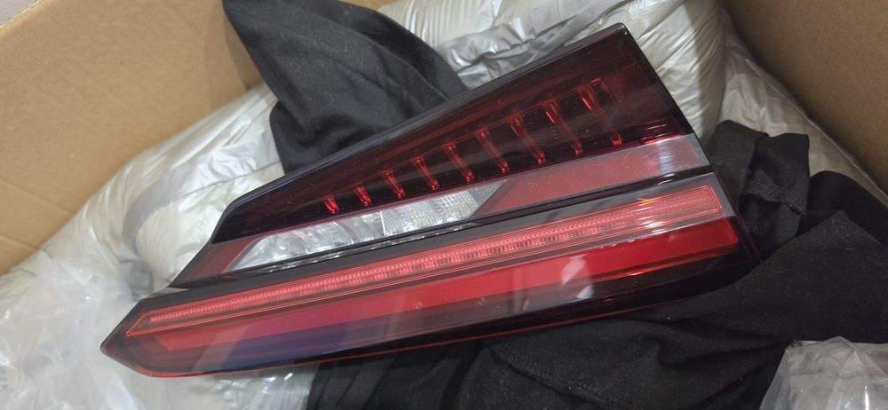 Lewa lampa w klape Audi a5 s5 rs5 Dynamic