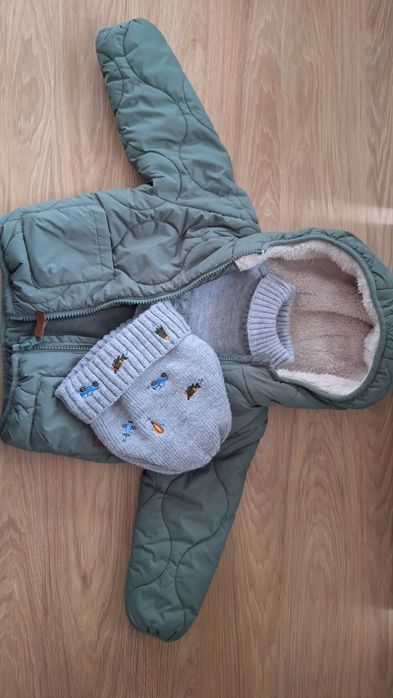 Cieplutka kurtka zimowa chłopięca  rozmiar 80 , 51015