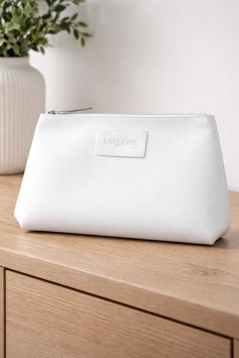 Biała kosmetyczka LANCOME | Nowa