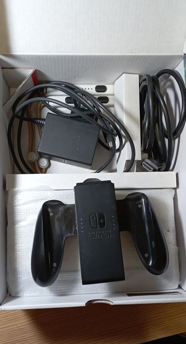 Nintendo Switch OLED Zelda Tears of the Kingdom Edition