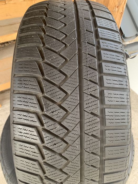 235/45/20 100V Continental WINTER CONTACT TS850T
