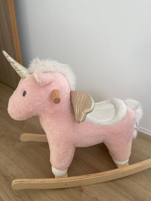 Cavalo baloiço bebé