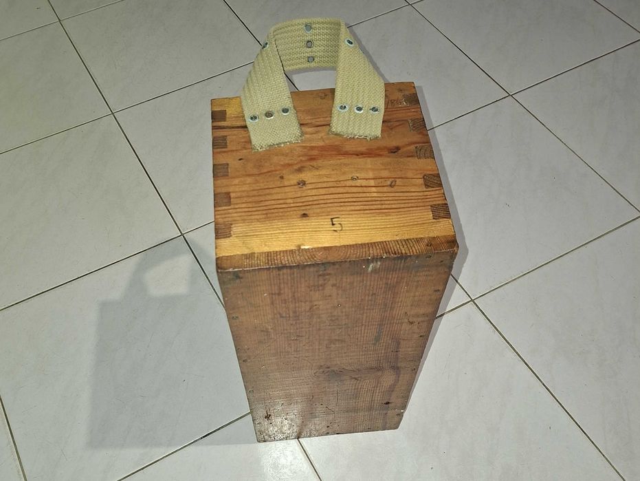 Caixa de munições militares de 9mm, VAZIA, decorativa - 1980