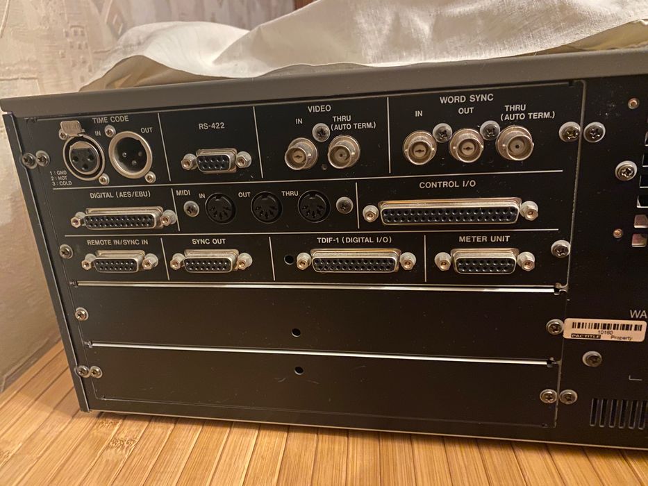 Tascam da-98hr 24-bit аудио-видео рекордер (запчасти)