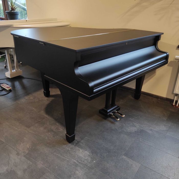 Fortepian C. Bechstein mod 140 po gruntownej renowacji, czarny