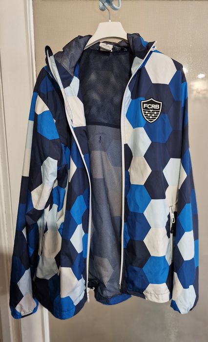 Kurtka wiatrówka marki Nike