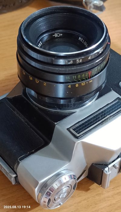 Фотоапарат Зеніт-Е, (Zenit-E) + об'єктив Helios 44-2