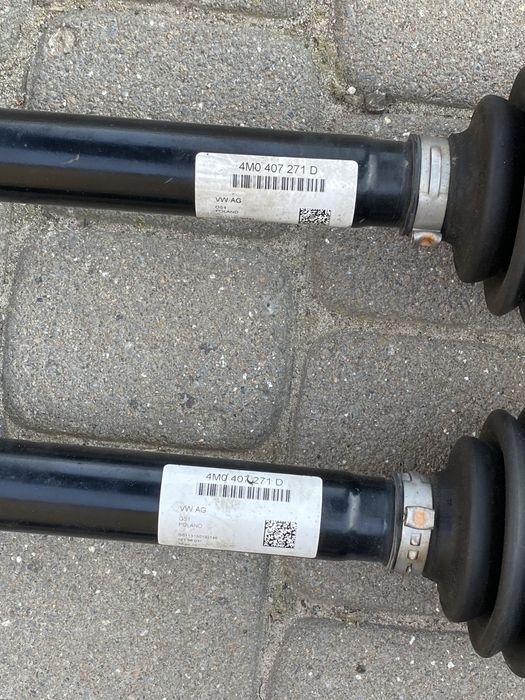 Піввісь напіввісь полуось audi q7 4m q8 перід зад ліва права