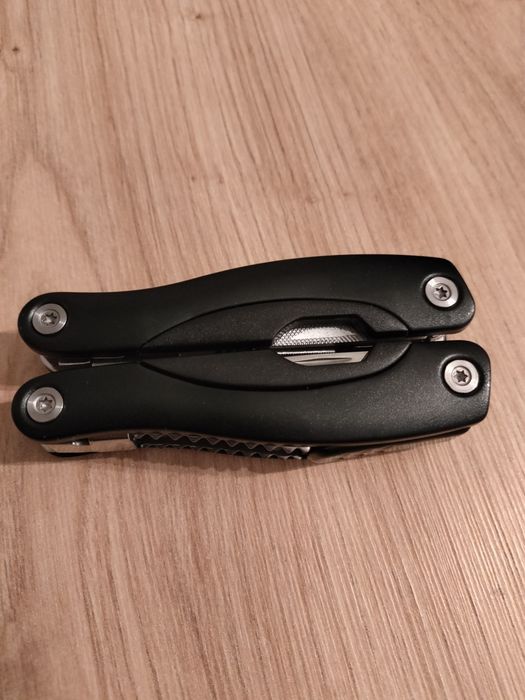 Multitool Mercedes nowy