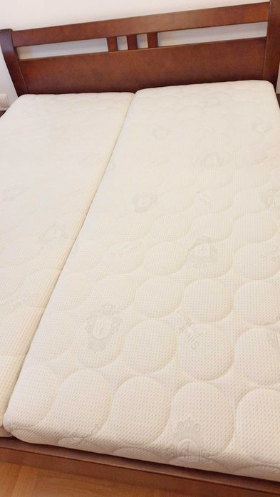 Dwa materace, 80x200 cm każdy, zadbane, czyste