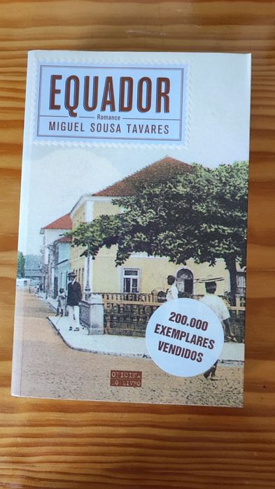 Livro com etiqueta