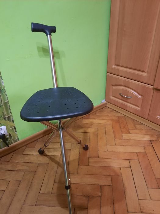 Laska i krzesło – dwa w jednym– nowe