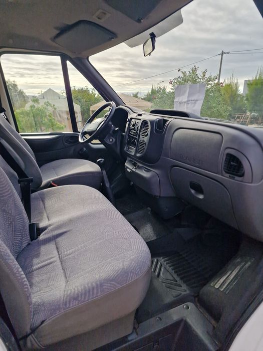FORD TRANSIT 9 lugares