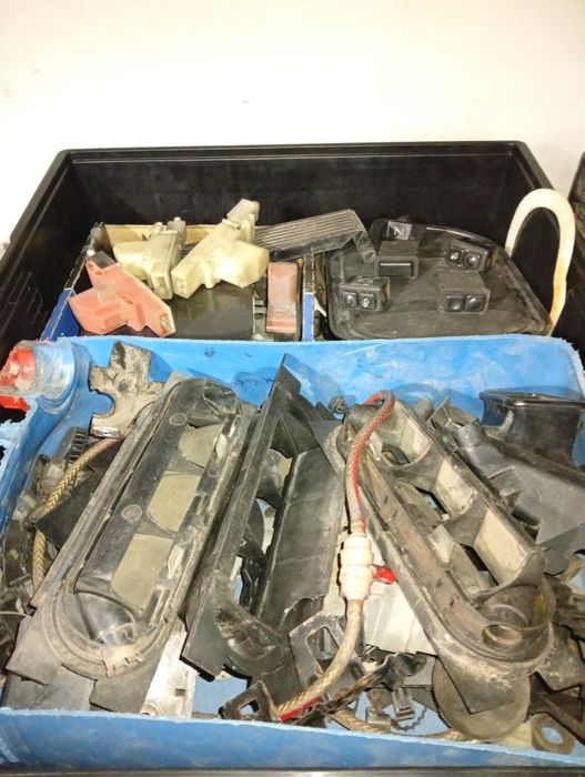 BMW E30 todo tipo de material