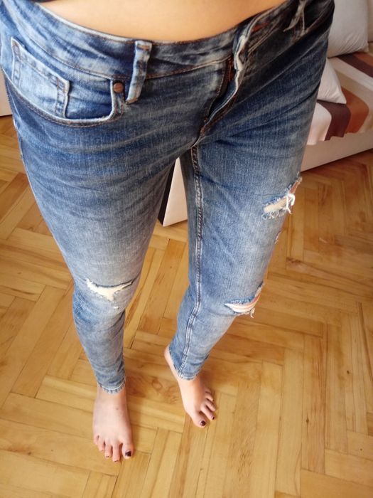 Spodnie dżinsy cropp przetarcia 38