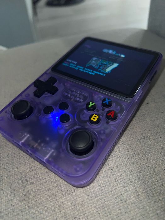 Consola com 15 mil jogos retro