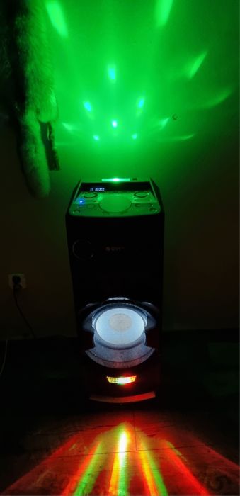 Power audio SONY MHCV7D