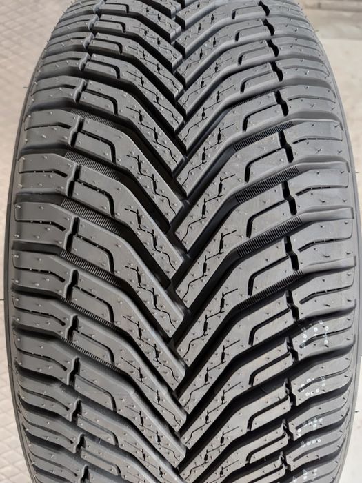 Nowe opony całoroczne 175/70 R14 84T WINDFORCE, osobowe