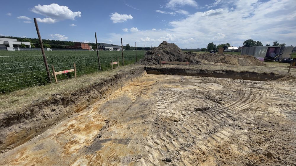 Budowa domów | Prace ziemne | Fundament | Murowanie | Przyłącza