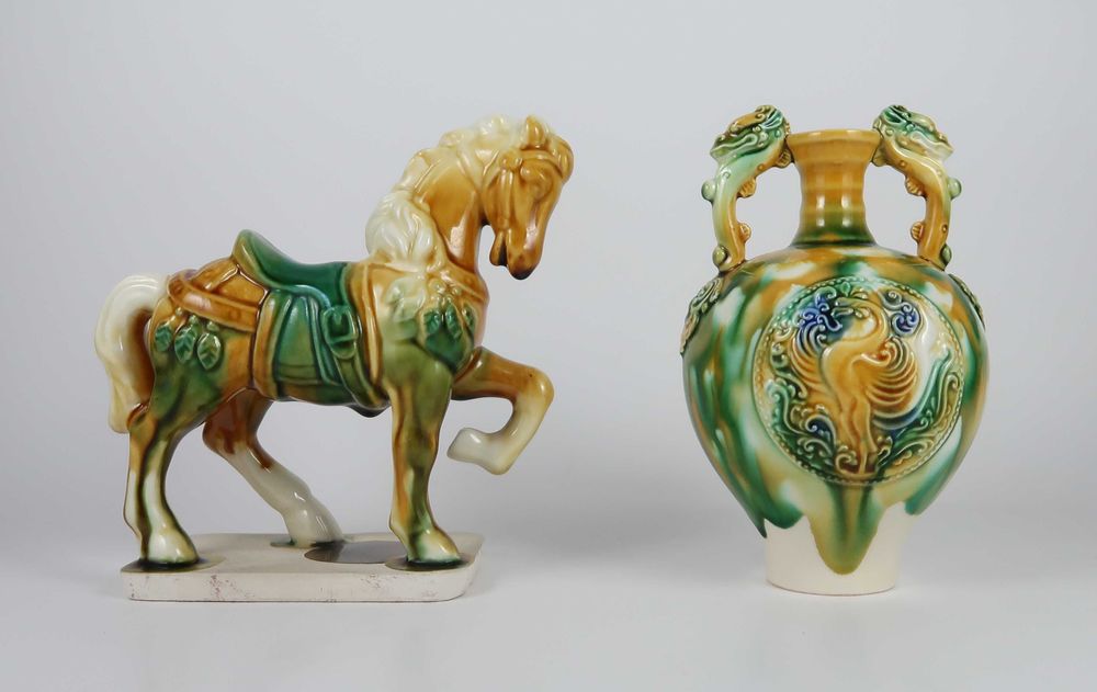 Conjunto cavalo + tri-color dragon vase + suporte tamarindo