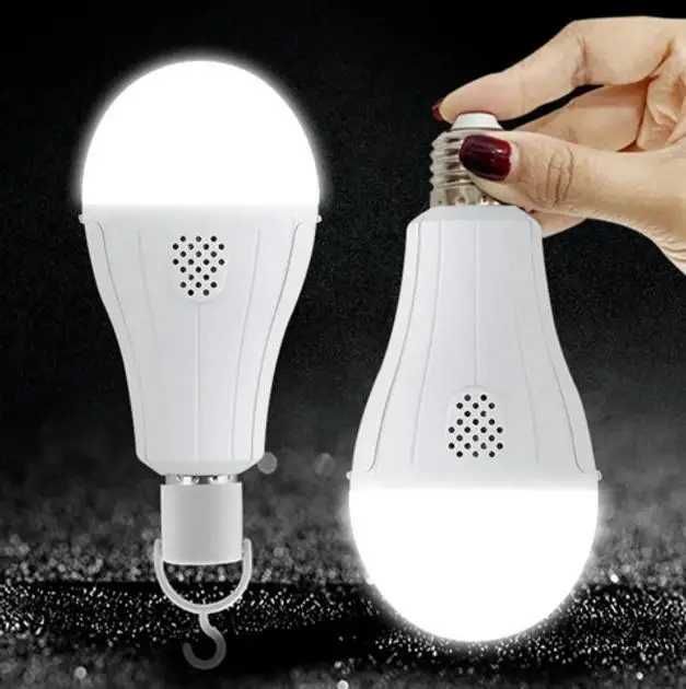 Лампочка с аккумулятором светодиодная в цоколь 2x18650 20w Led E27