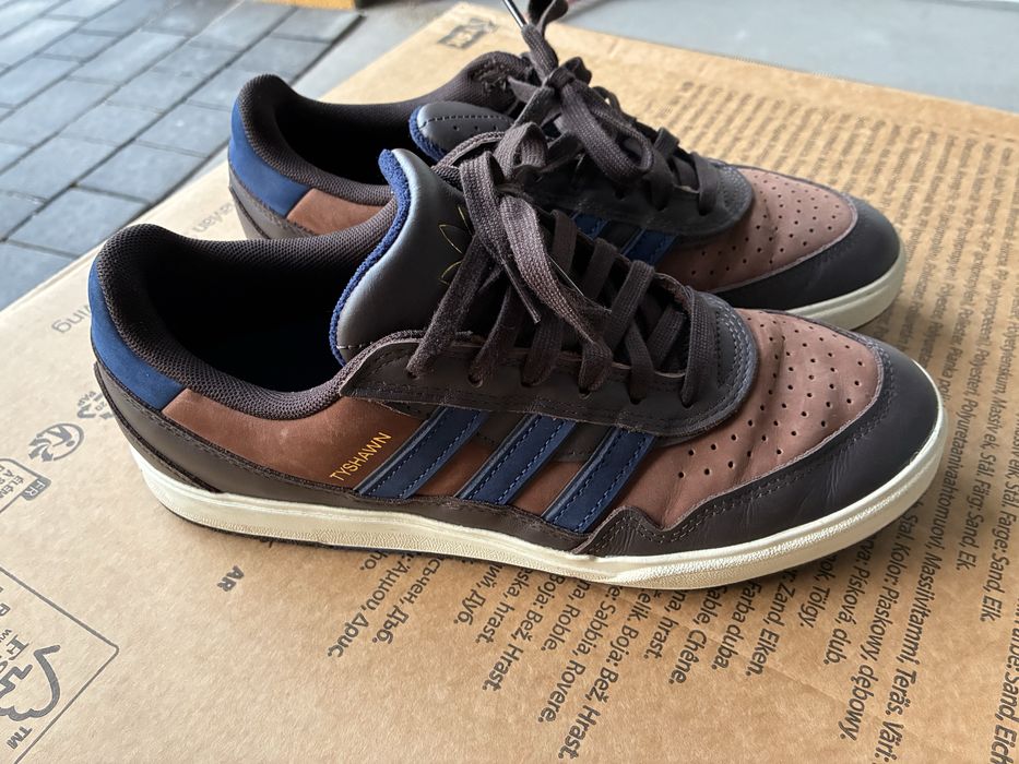 Adidas tyshawn II