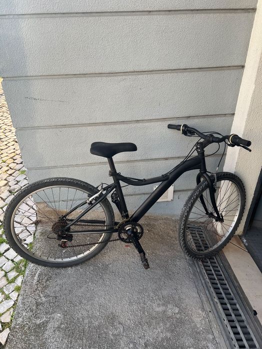 Bicicleta MTB 26" – Quadro Masculino | Preta