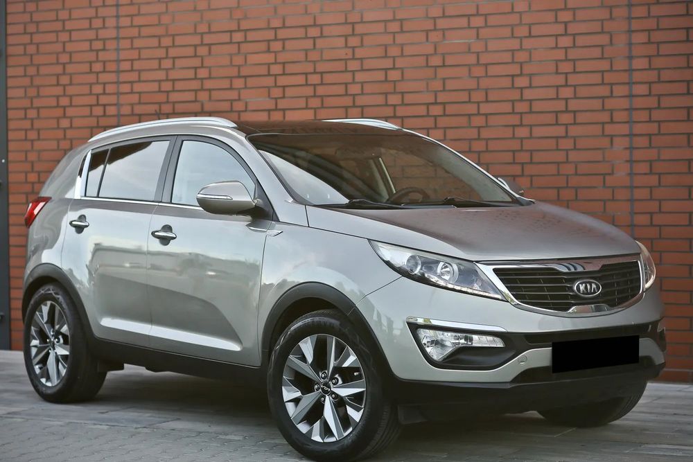 Kia Sportage 2.0ben 163PS automat LED navi skóra kamera panorama hak